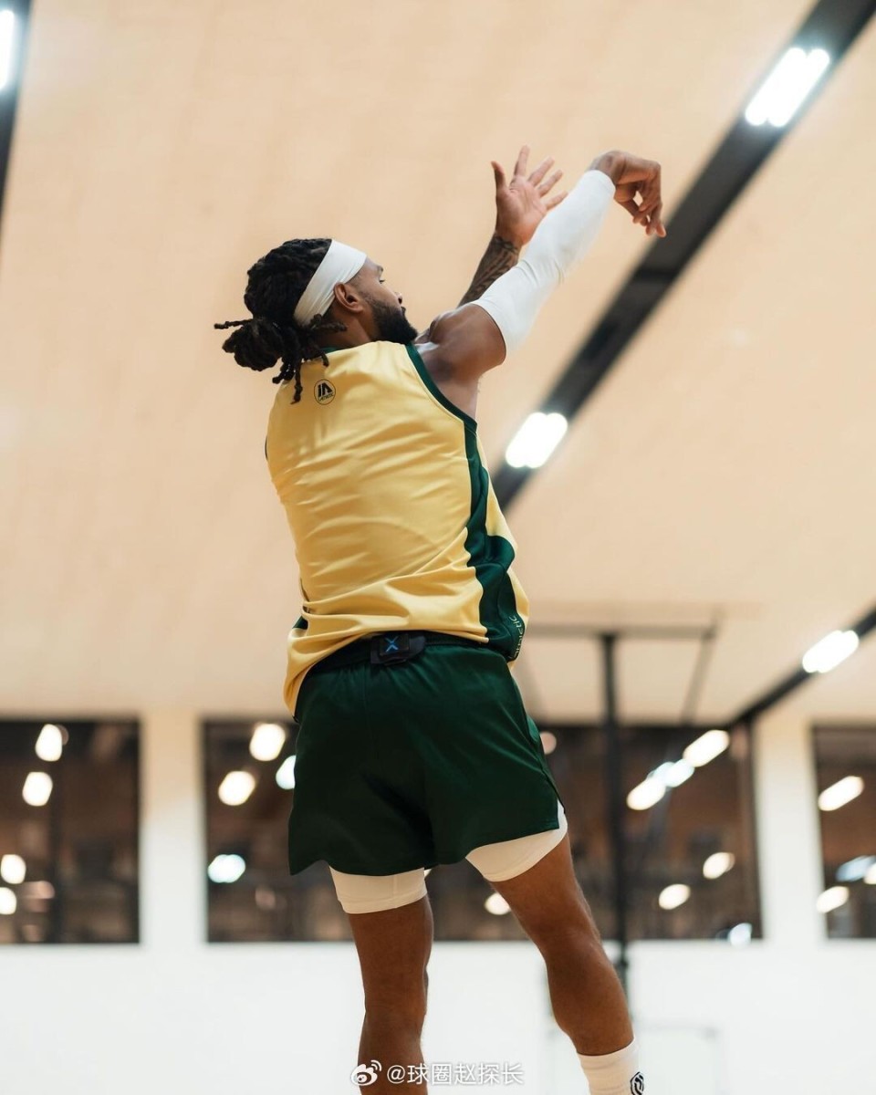 NBA球队集结热身赛，实力飙升备战新赛季