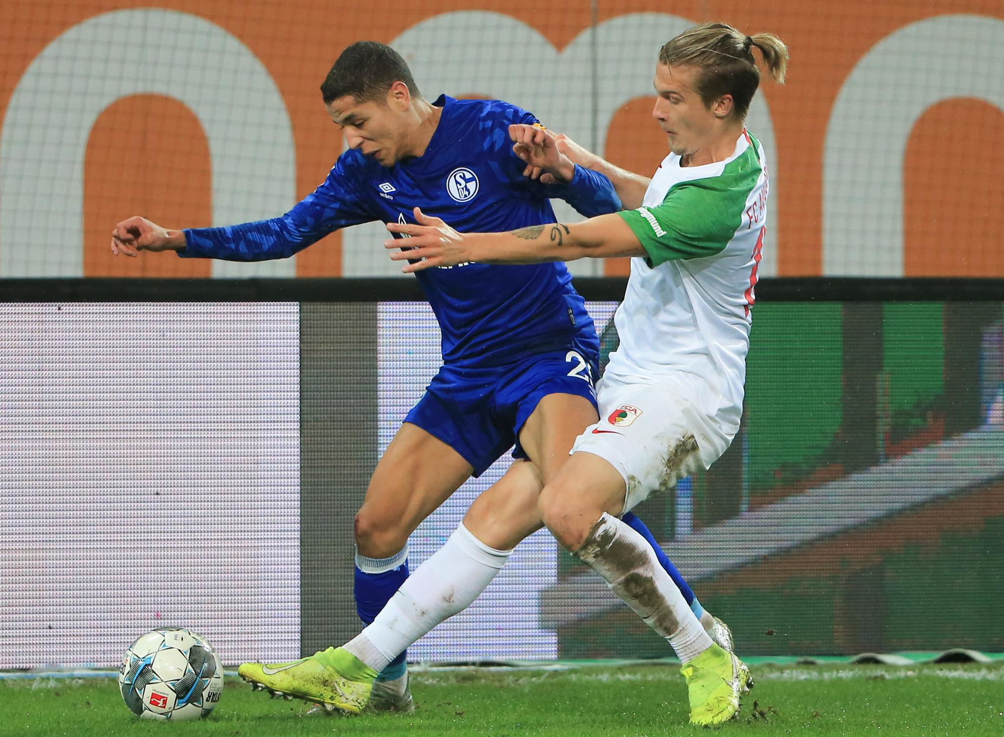 包含华沙酒吧球迷观影科隆对沙尔克,激情回馈的词条 包含华沙酒吧球迷观影科隆对沙尔克,激情回馈的词条