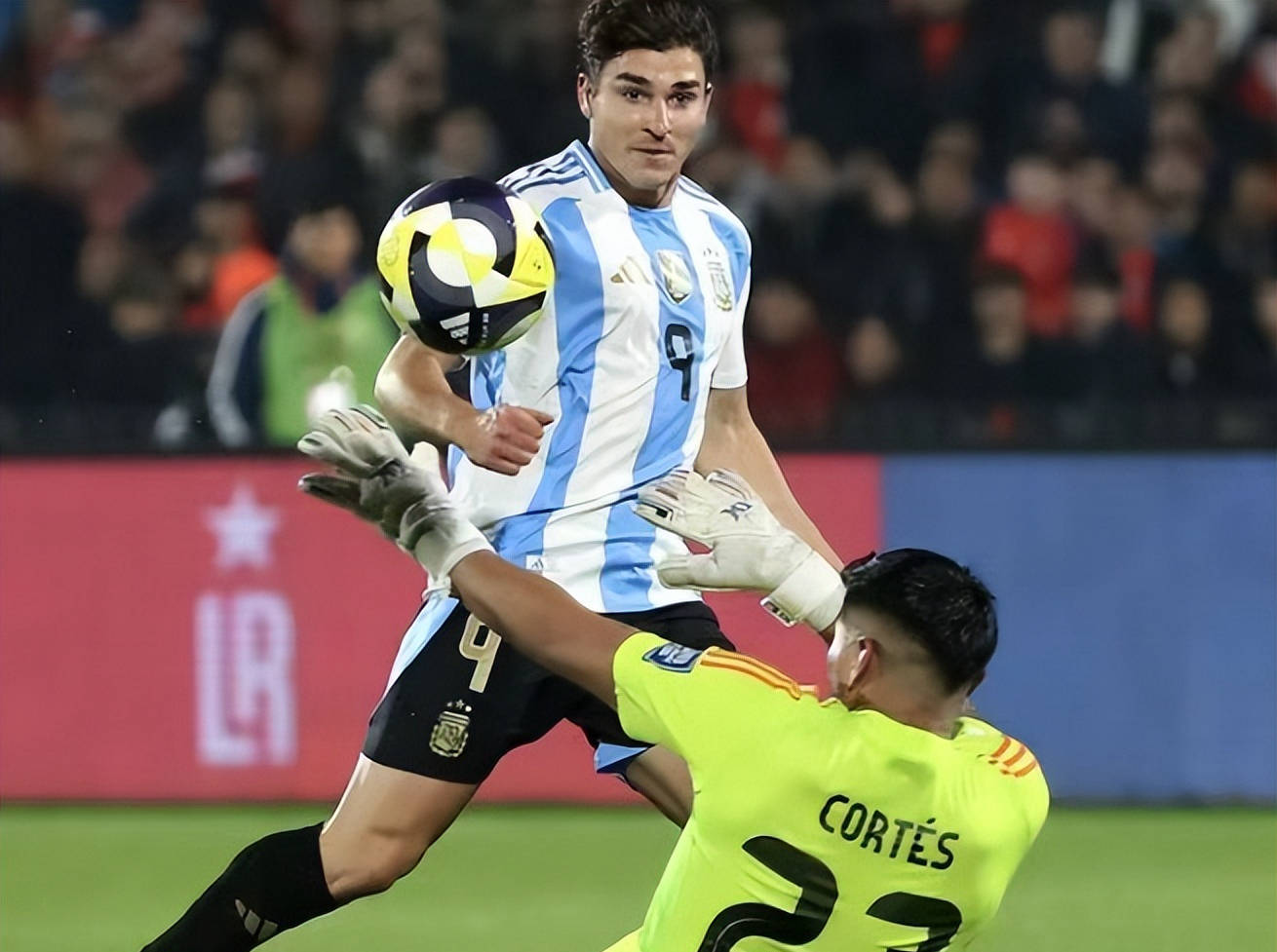 南美代表队在比赛中展现实力 南美代表队在比赛中展现实力