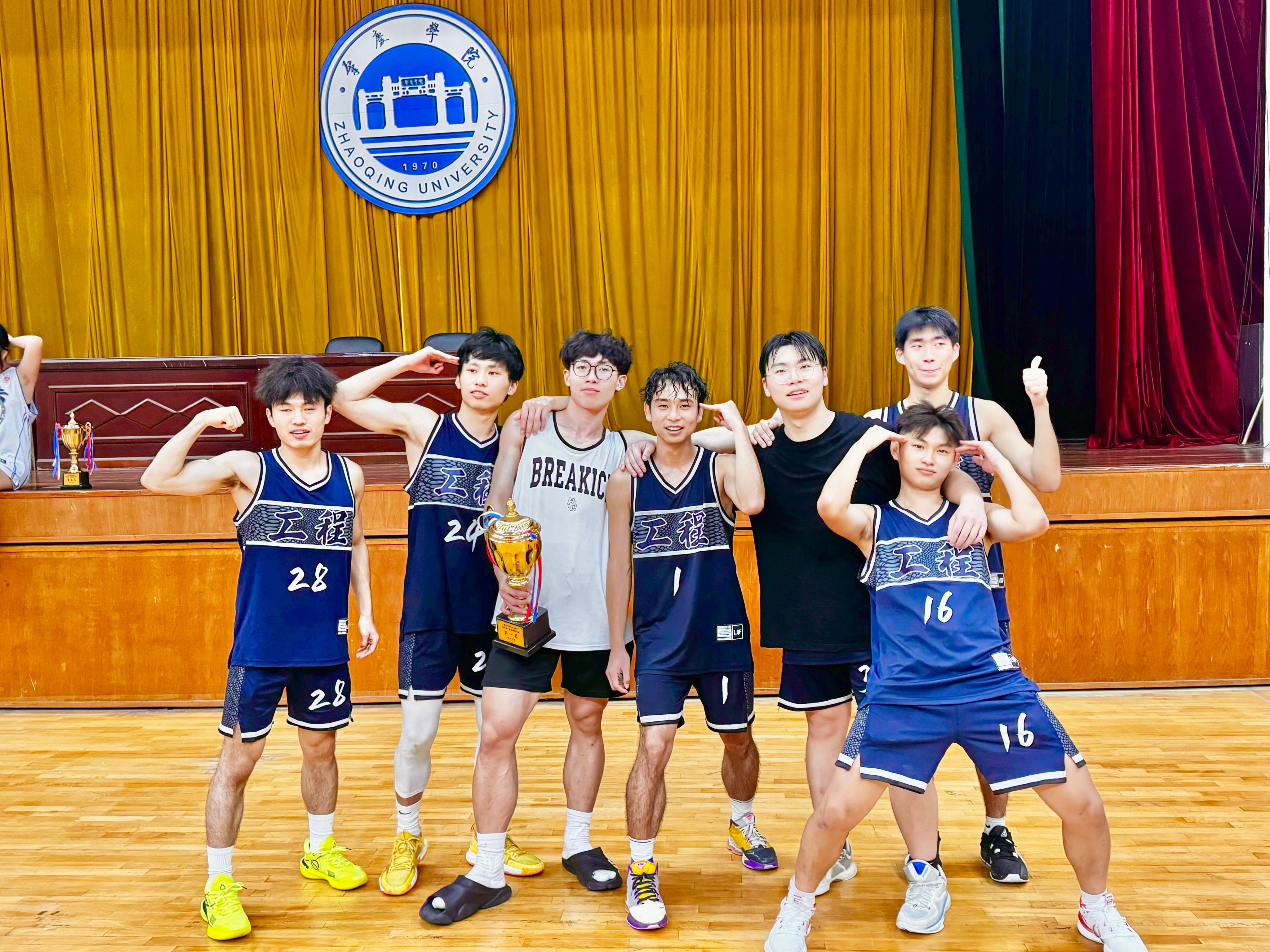 青年篮球选手集训营举办,培养未来篮球人才的简单介绍 青年篮球选手集训营举办,培养未来篮球人才的简单介绍