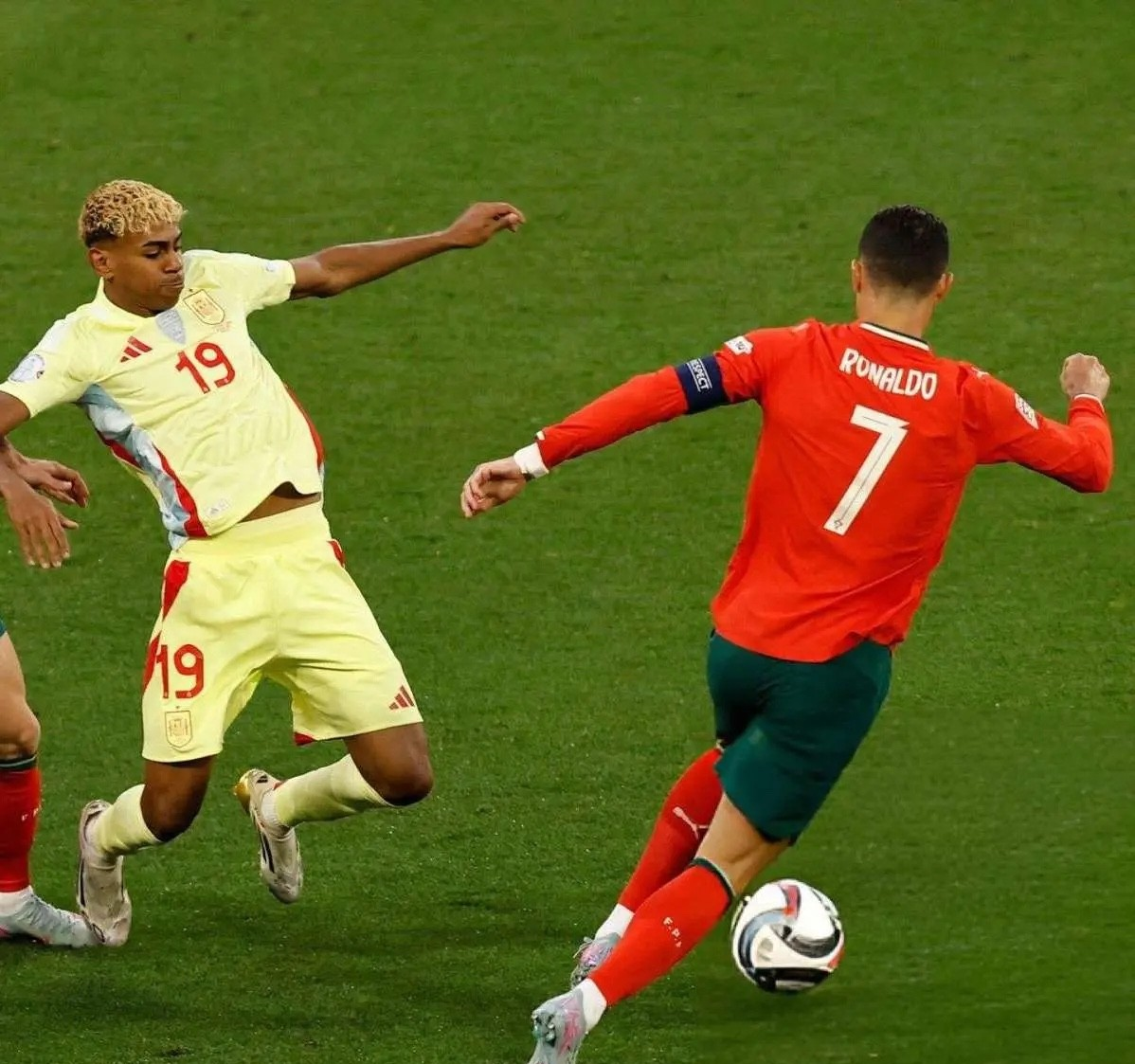 一名球员的优异表现带领球队获得胜利