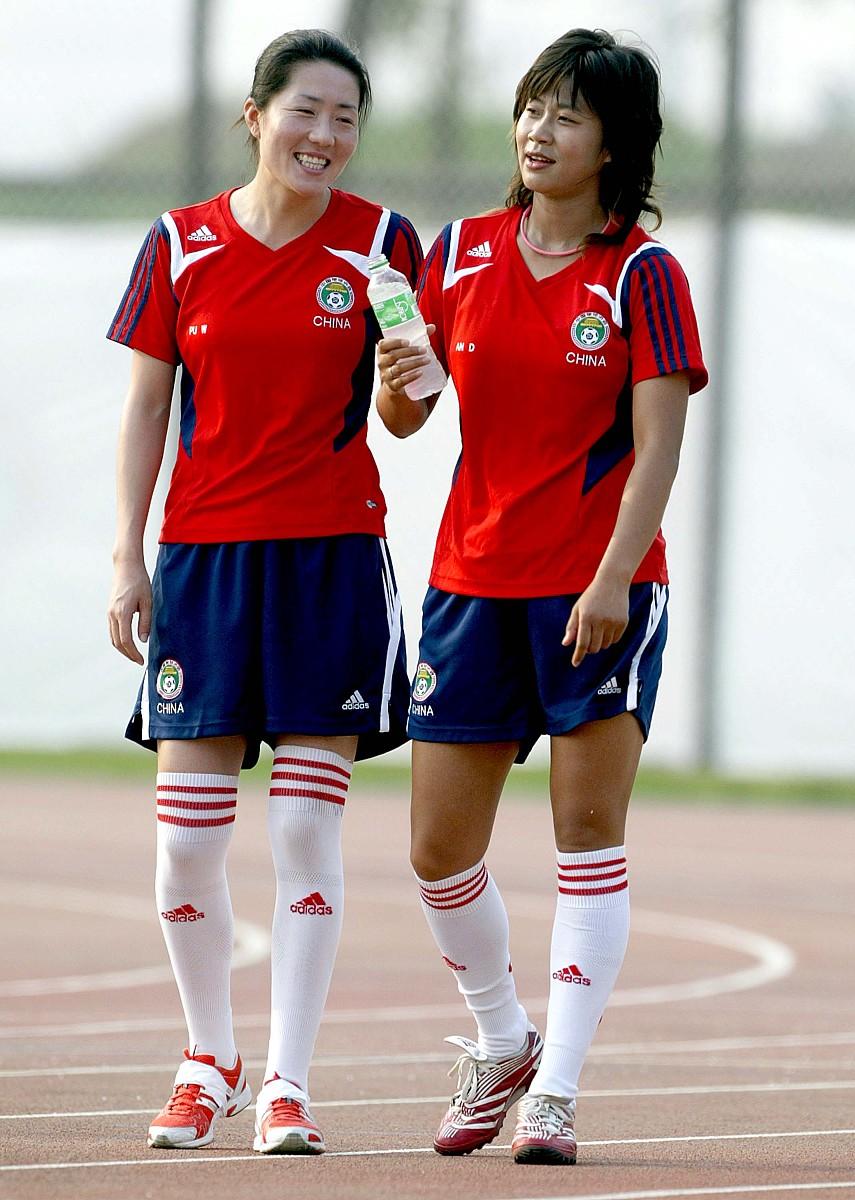 中国女足助教接受专访力荐新星的简单介绍 中国女足助教接受专访力荐新星的简单介绍