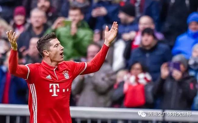 关于沙尔克遭遇客场失利，遭遇两连败的信息