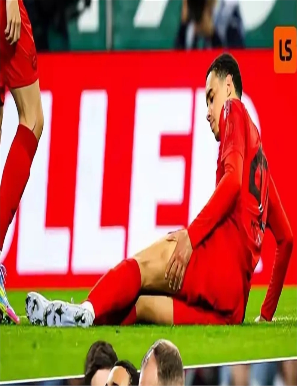 利物浦险胜拜仁,穆勒高光表现 利物浦险胜拜仁,穆勒高光表现