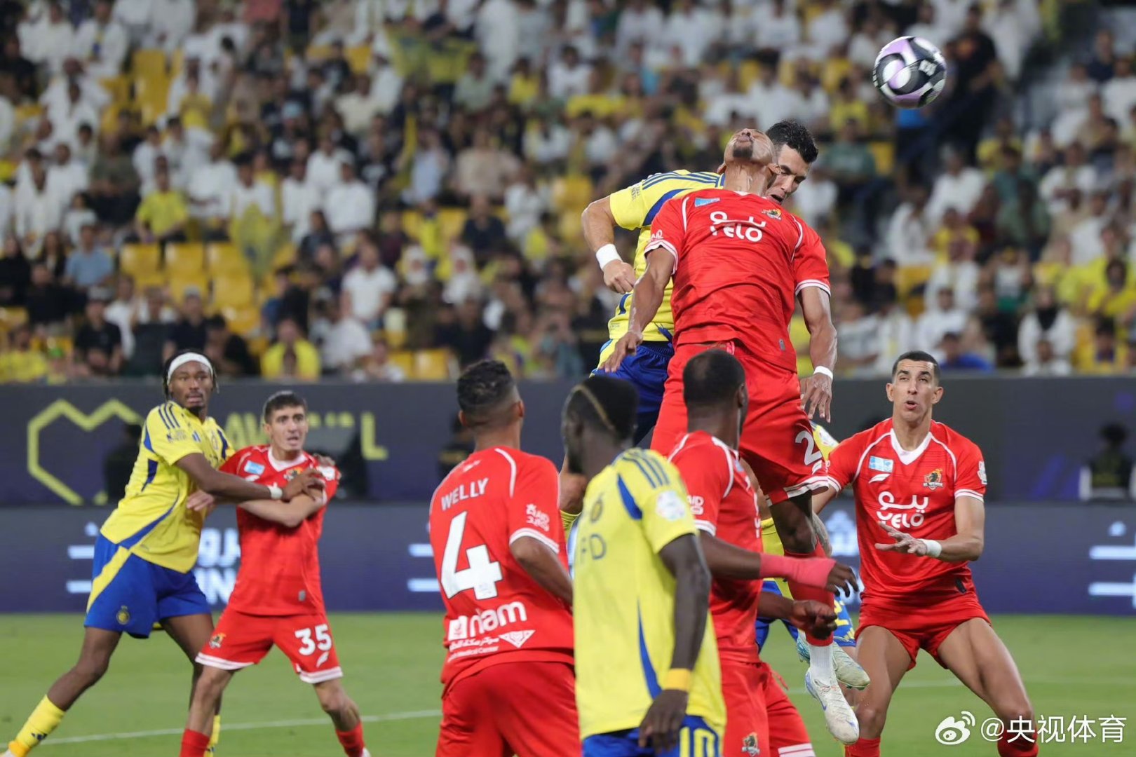 伯恩利球员连入射门，奠定胜利基础的简单介绍