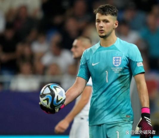 关于热刺门将连续失误，球迷痛心球队表现不佳的信息