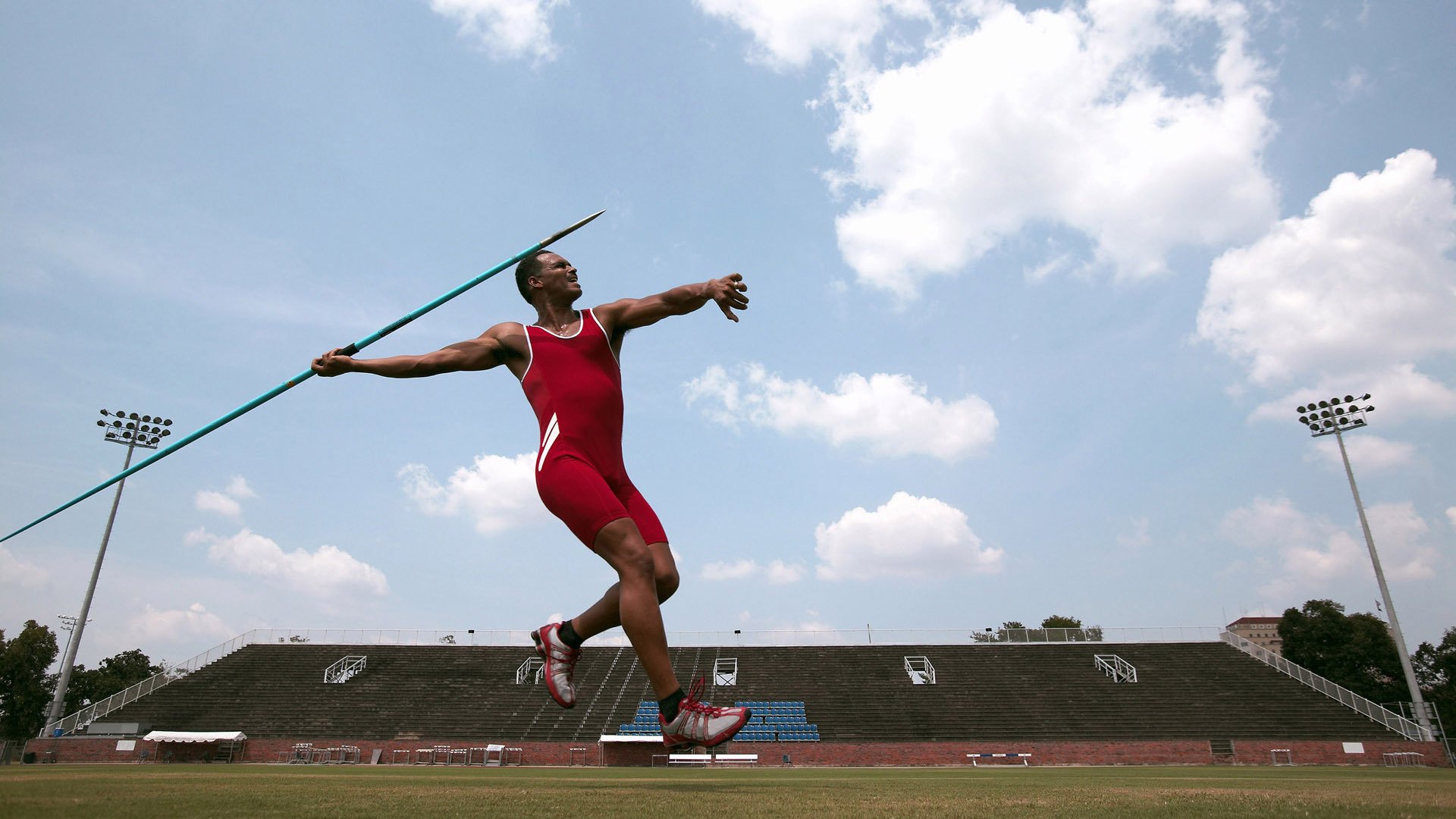伊布式爆发!几内亚决胜局奇迹,莱比锡红牛遭史诗逆转